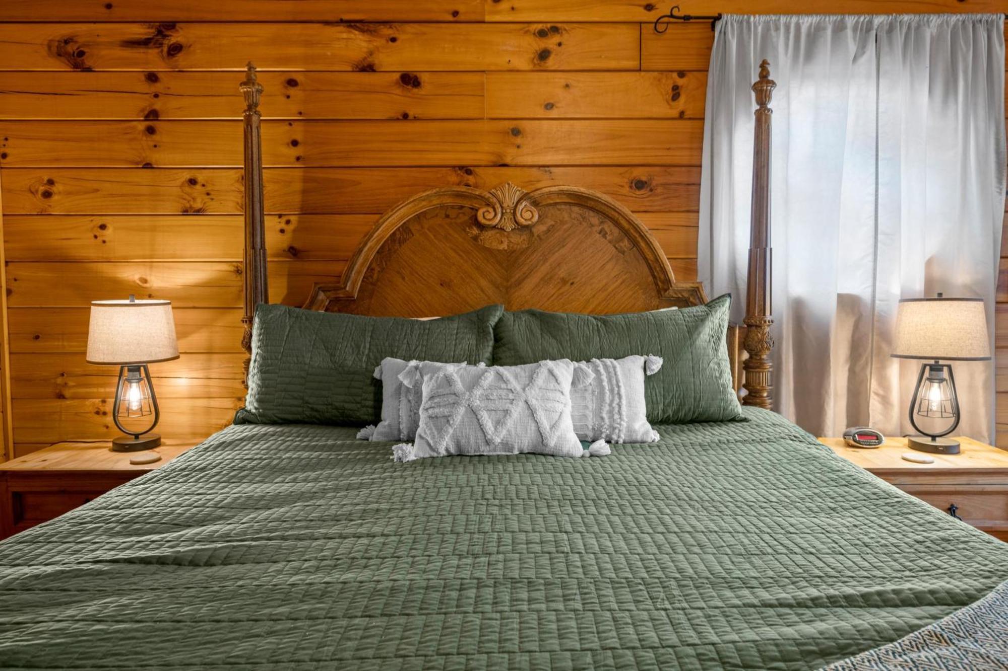 Kate'S Cabin - 3 Min To Dollywood! Cabin With Hot Tub, Game Room, And Resort Pool! Sevierville Zewnętrze zdjęcie